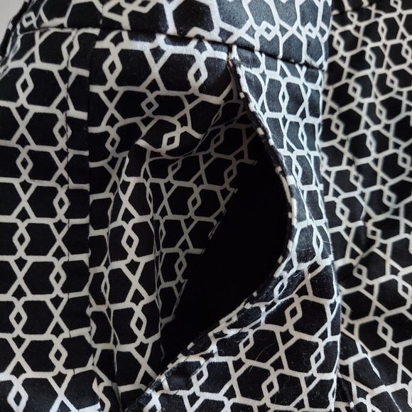 Shorts - Picture 4 of 4